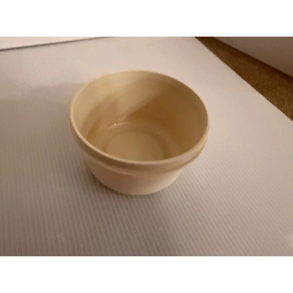 Tupperware small bowl container no lid beige